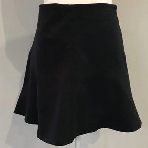 Ann Taylor LOFT Black Seamed Flippy Skirt - Sz 0P